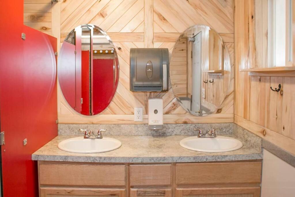 Moab Rv Resort Basic Cabin #3 - Okbc-C3 Εξωτερικό φωτογραφία